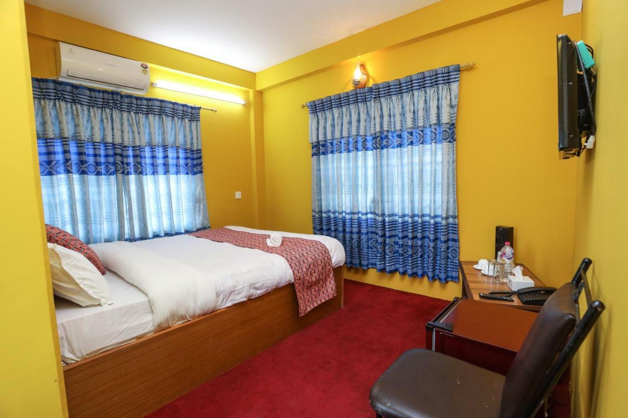 Hotel Blue Magnet Похара Екстериор снимка