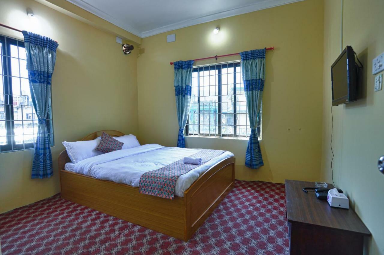 Hotel Blue Magnet Похара Екстериор снимка