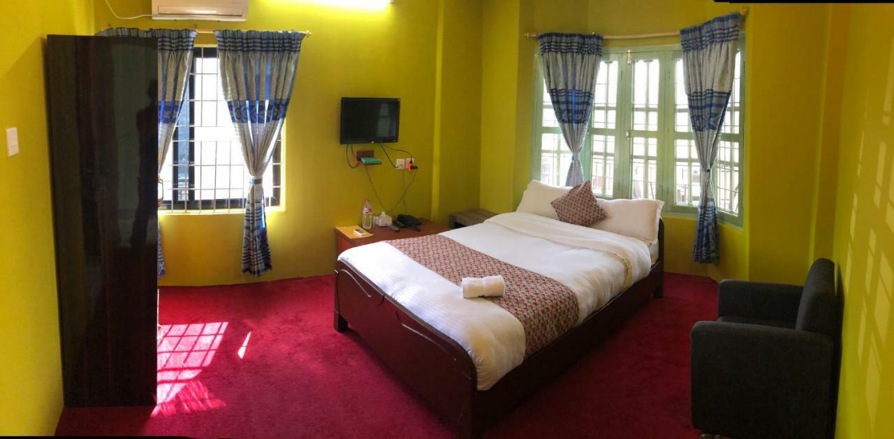 Hotel Blue Magnet Похара Екстериор снимка