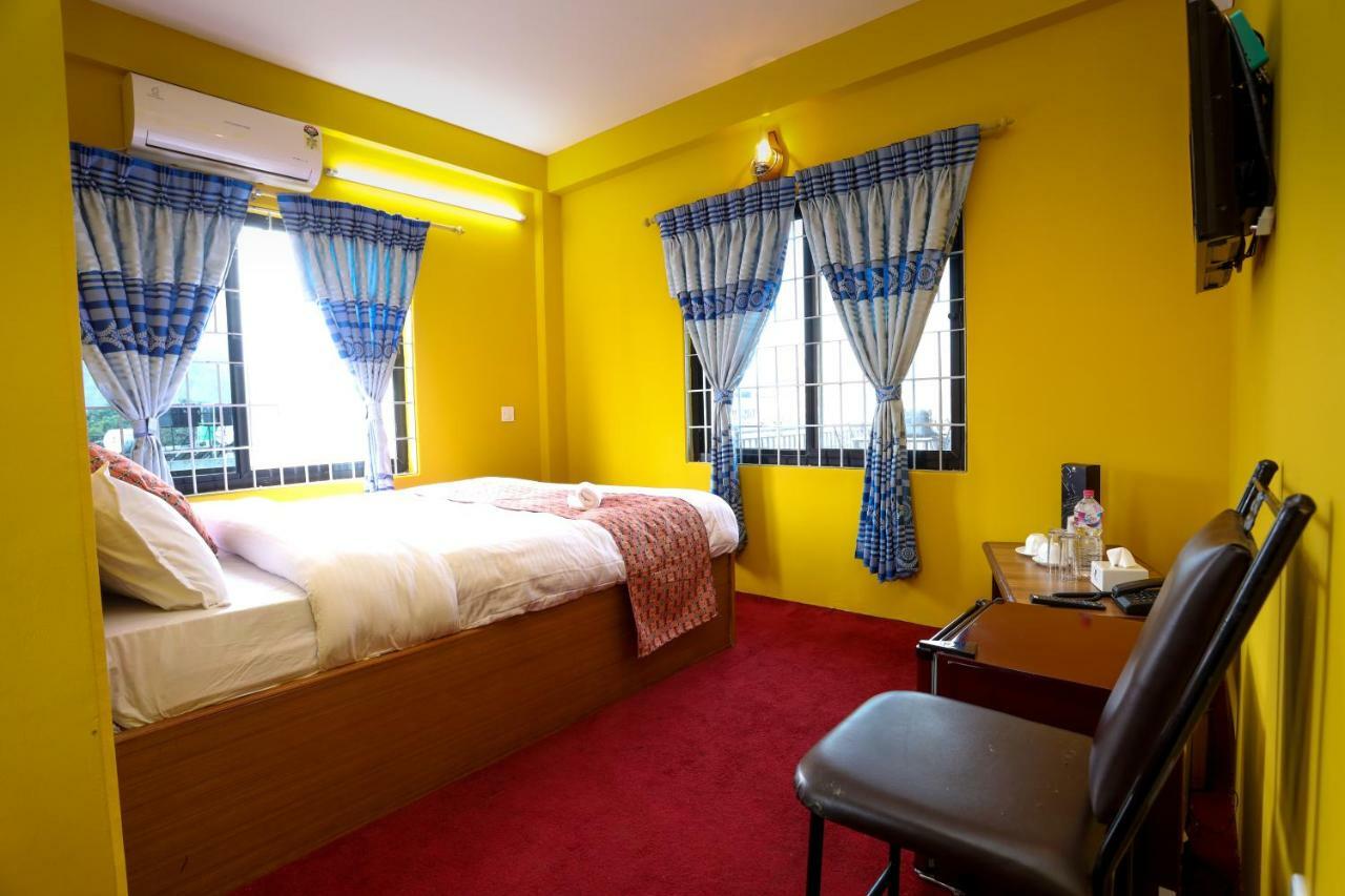 Hotel Blue Magnet Похара Екстериор снимка