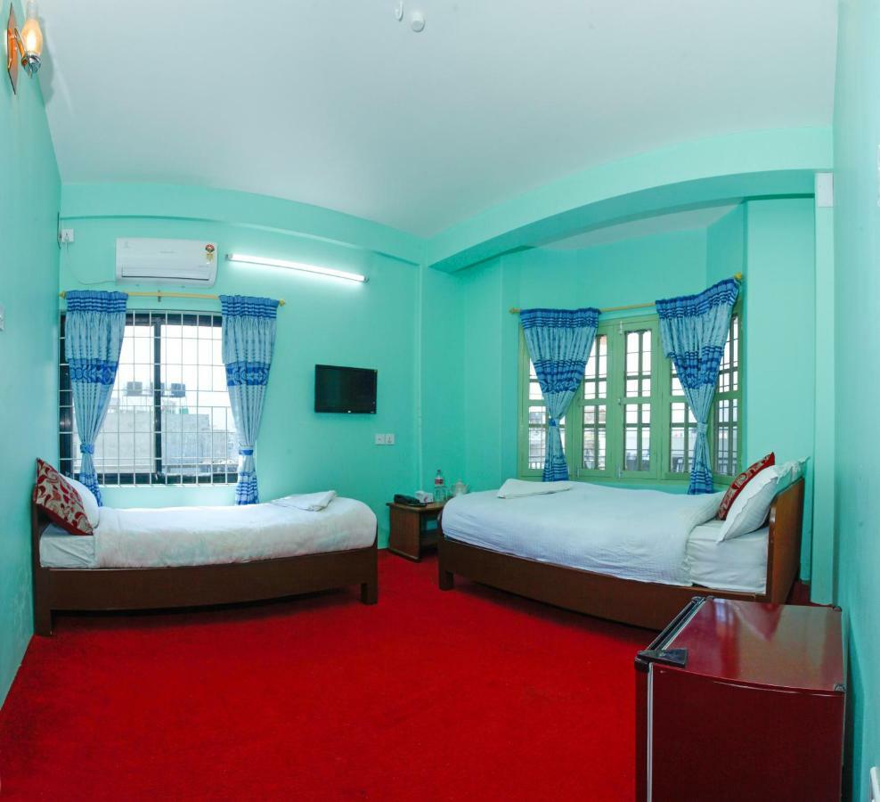 Hotel Blue Magnet Похара Екстериор снимка